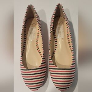 Jessica Simpson red, beige, and blue striped shoes. Size 10